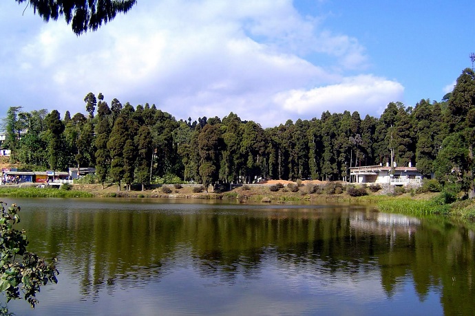 The Mirik Lake