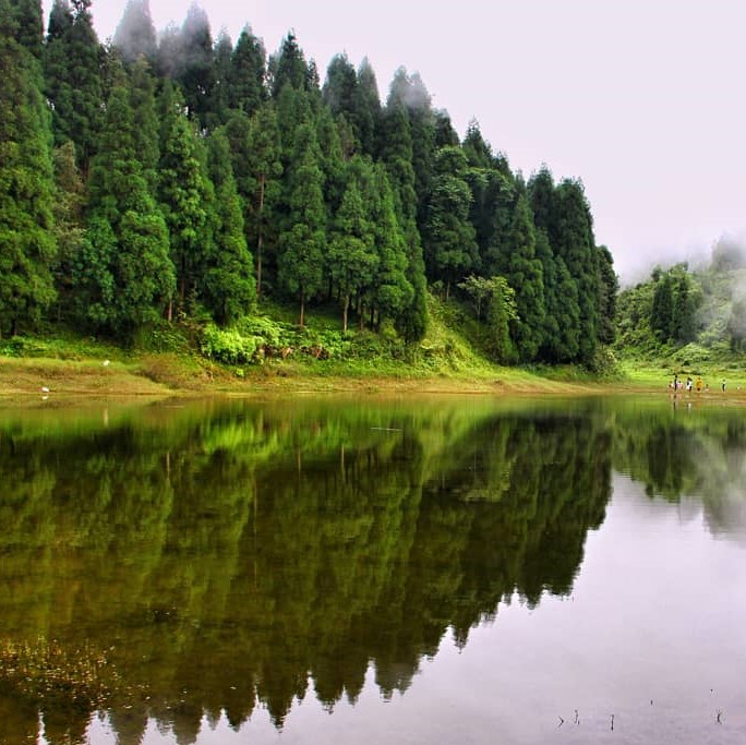 Namthing Pokhri Lake