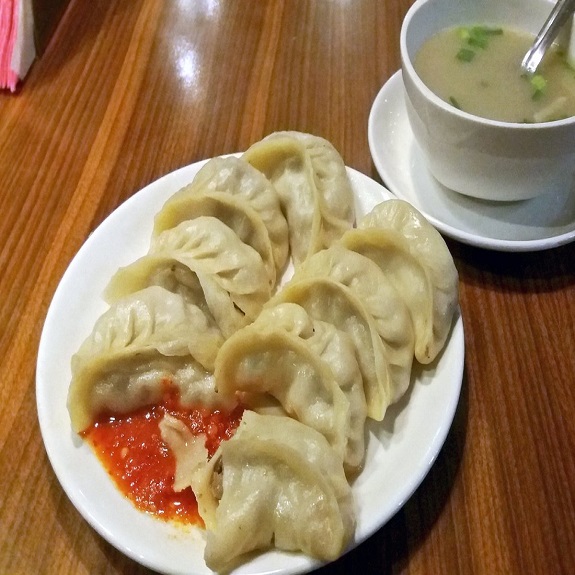 Momos